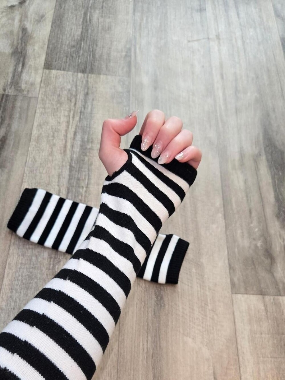 Black & White Striped Arm Warmers